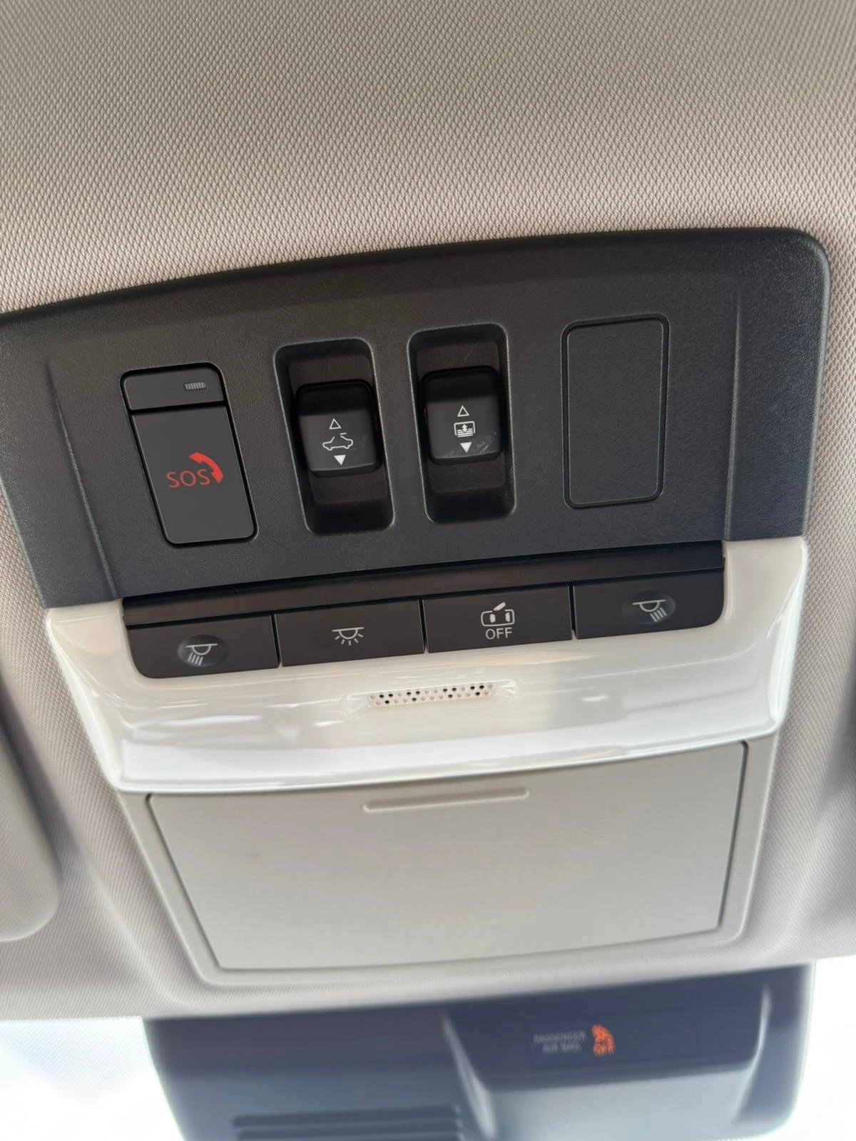 Mitsubishi Outlander SE S-AWC 2.5, снимка 14 - Автомобили и джипове - 54744366