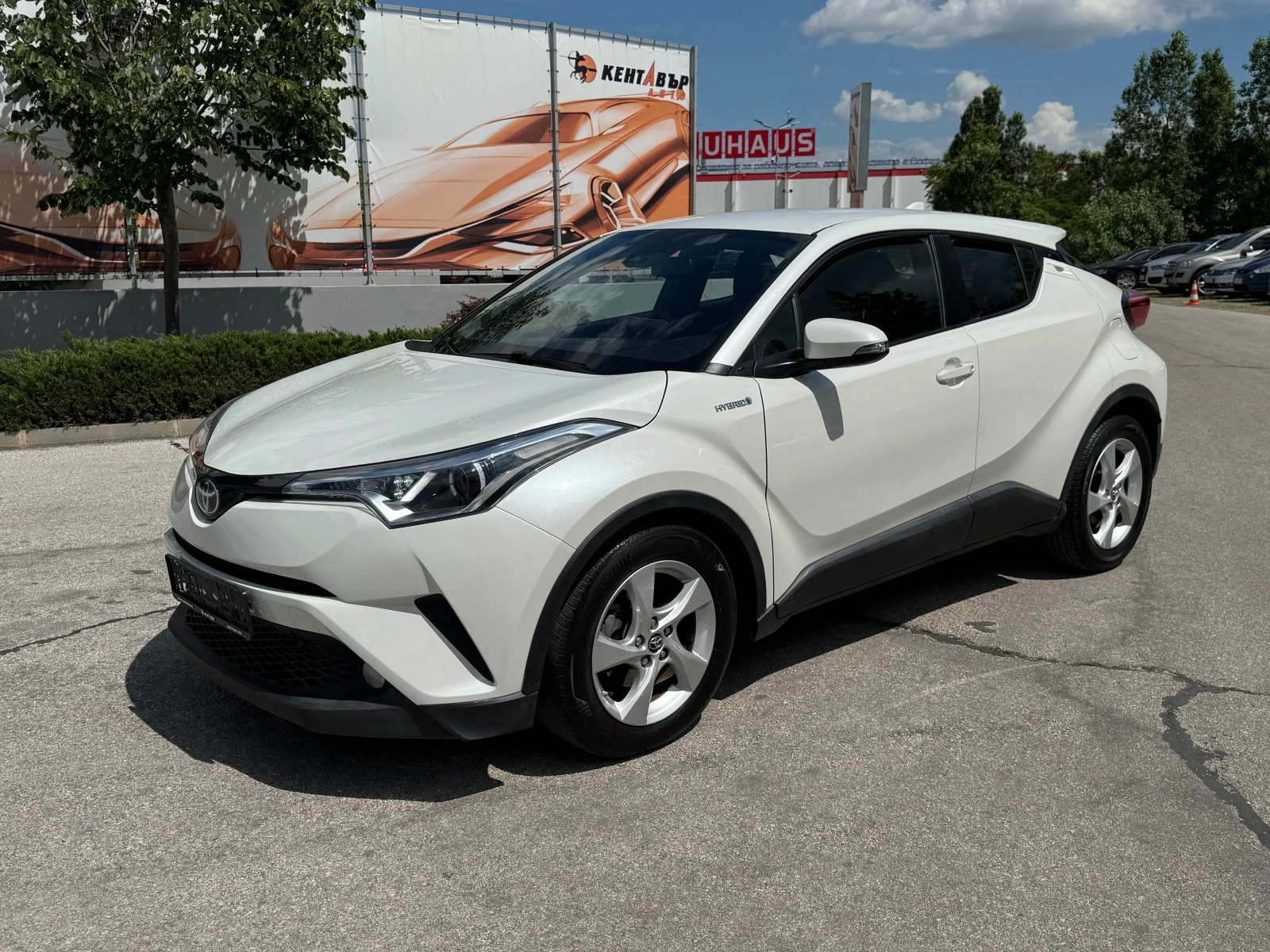 Toyota C-HR 1.8 Hybrid Dynamic/Гаранция