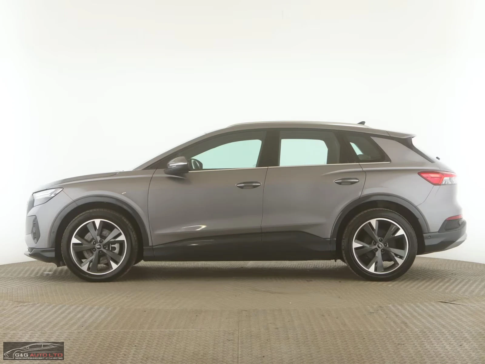 Audi Q4 e-tron/265HP/45/QUATTRO/MATRIX/CAM/MEMO/MMI+ /706z, снимка 3 - Автомобили и джипове - 55553804