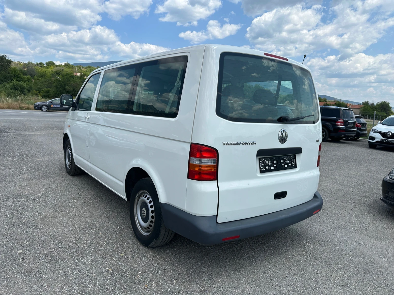 VW T5 1.9TDI* 105к.с* 9-МЕСТЕН - изображение 8