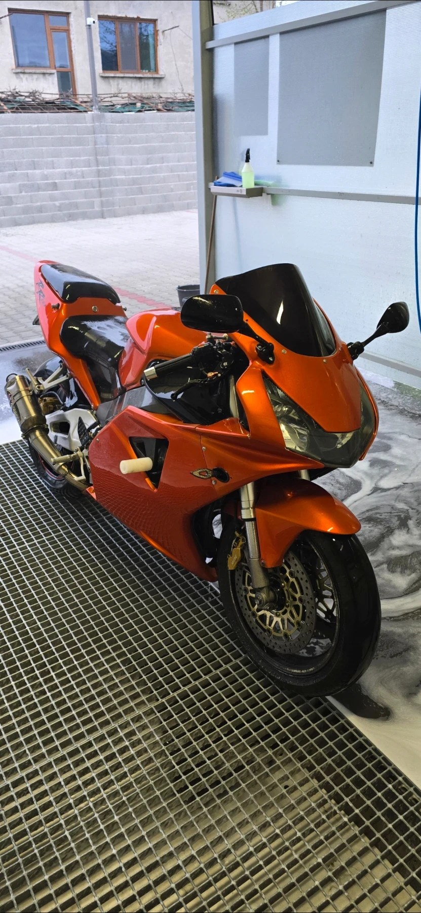 Honda Cbr 954rr FireBlade - изображение 6