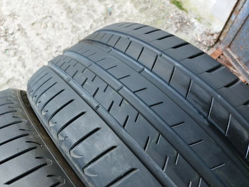 Гуми Летни 275/35R21, снимка 3 - Гуми и джанти - 35994381