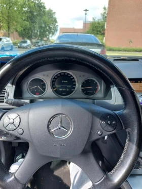     Mercedes-Benz C 220