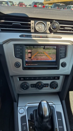 VW Passat 2.0 TDI DSG Comfort line - 27500 лв. - 66278081 13