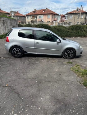 VW Golf 2.0 - 2600 € / 5085.16 лв. - 58800054 4