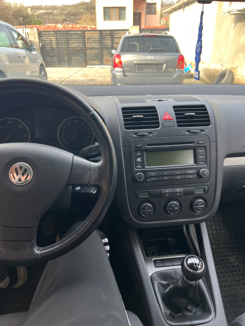 VW Golf 1.9 TDI 105 full, снимка 10 - Автомобили и джипове - 44975852