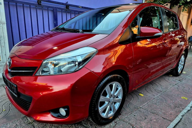 Toyota Yaris 1.33ivvt-нави-6speed-верига-нов, снимка 1 - Автомобили и джипове - 47427291