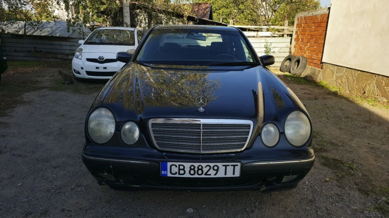 Mercedes-Benz E 200  E200 compresor ГАЗ, снимка 2 - Автомобили и джипове - 47680853