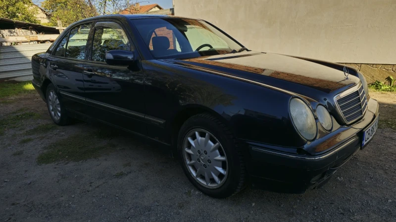 Mercedes-Benz E 200  E200 compresor ГАЗ, снимка 3 - Автомобили и джипове - 47680853