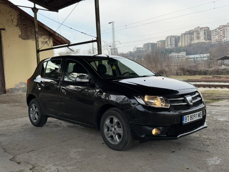 Dacia Sandero 1.5dCi, снимка 3 - Автомобили и джипове - 48929154