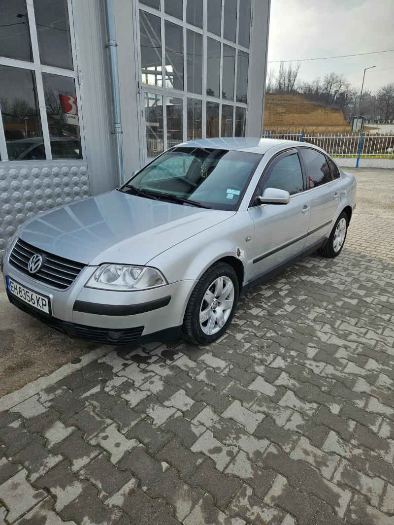 VW Passat 1.9 TDI, снимка 1 - Автомобили и джипове - 48933802