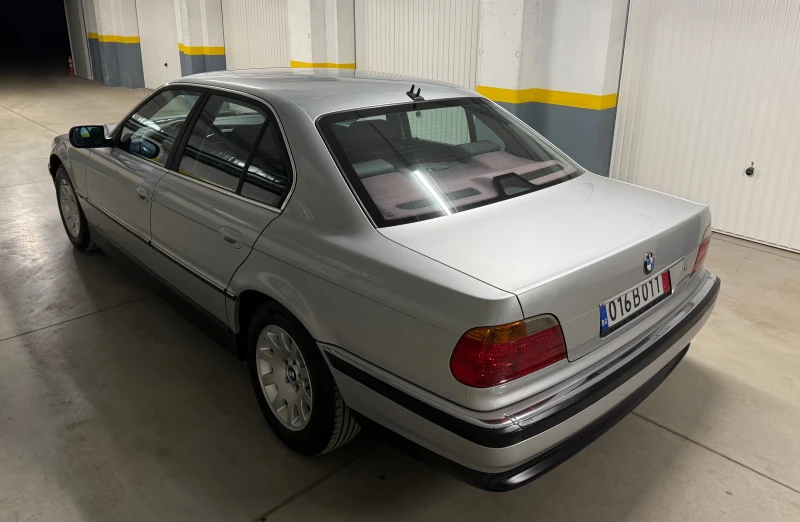 BMW 728 i Нов внос, снимка 4 - Автомобили и джипове - 49218311