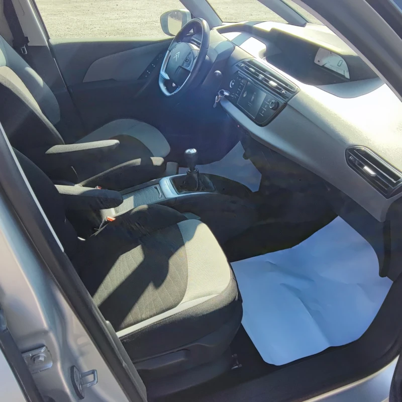 Citroen C4 Picasso 1.6 d 116 kc 2015 g, снимка 2 - Автомобили и джипове - 49047854