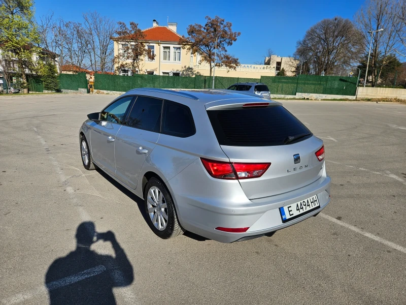 Seat Leon 1.6 tdi, снимка 5 - Автомобили и джипове - 49575610