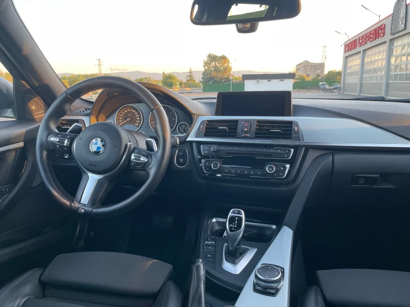 BMW 330 xDrive, Harman/Kardon, рекаро, подогрев, Асистент , снимка 14 - Автомобили и джипове - 51817163