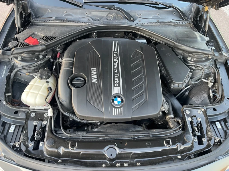 BMW 330 xDrive, Harman/Kardon, рекаро, подогрев, Асистент , снимка 10 - Автомобили и джипове - 51817163