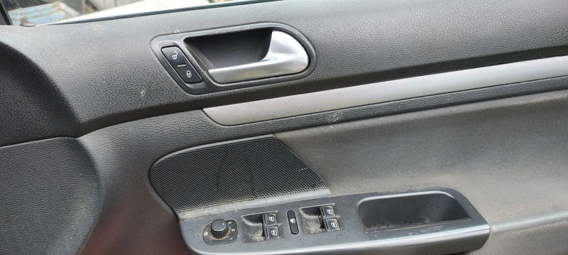 VW Golf Plus, снимка 11 - Автомобили и джипове - 52789033