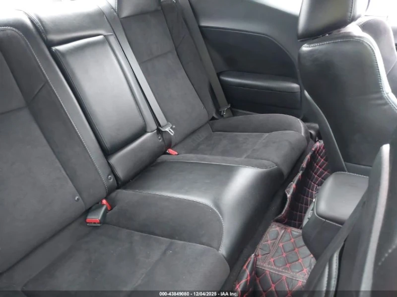 Dodge Challenger 3.6l Gt Awd, снимка 8 - Автомобили и джипове - 53252731