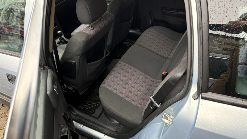 Opel Astra, снимка 17 - Автомобили и джипове - 53584868