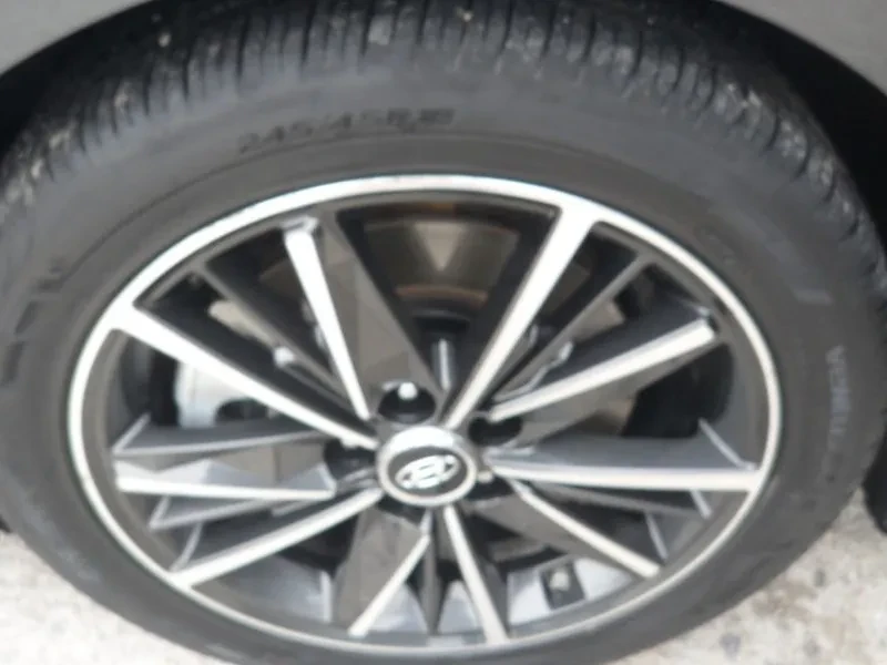 Hyundai Grandeur 3.3 Exclusive, снимка 12 - Автомобили и джипове - 55643800