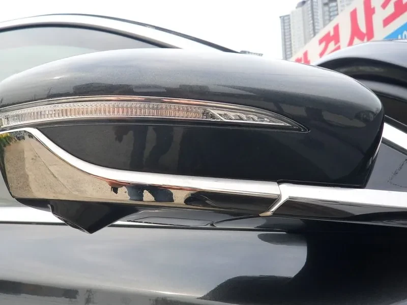Hyundai Grandeur 3.3 Exclusive, снимка 14 - Автомобили и джипове - 55643800