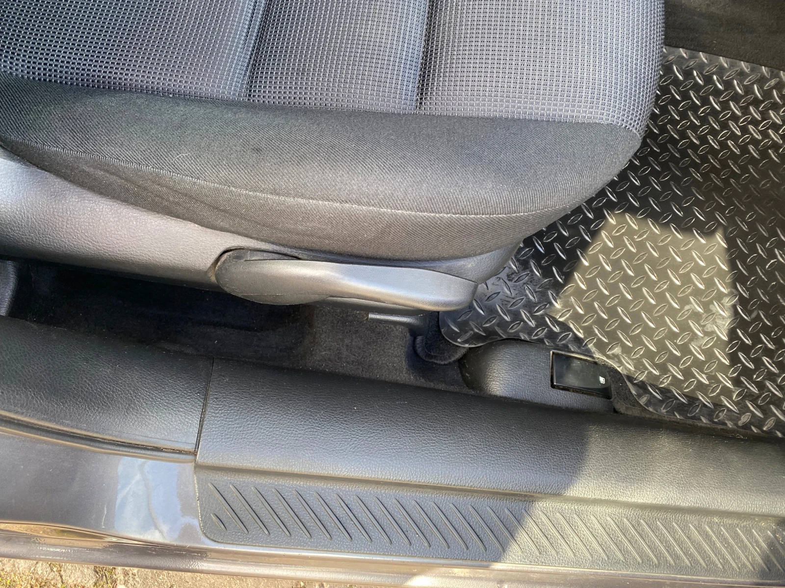 Mazda 6  6  2.0  147.  ..  6 . | Mobile.bg   12