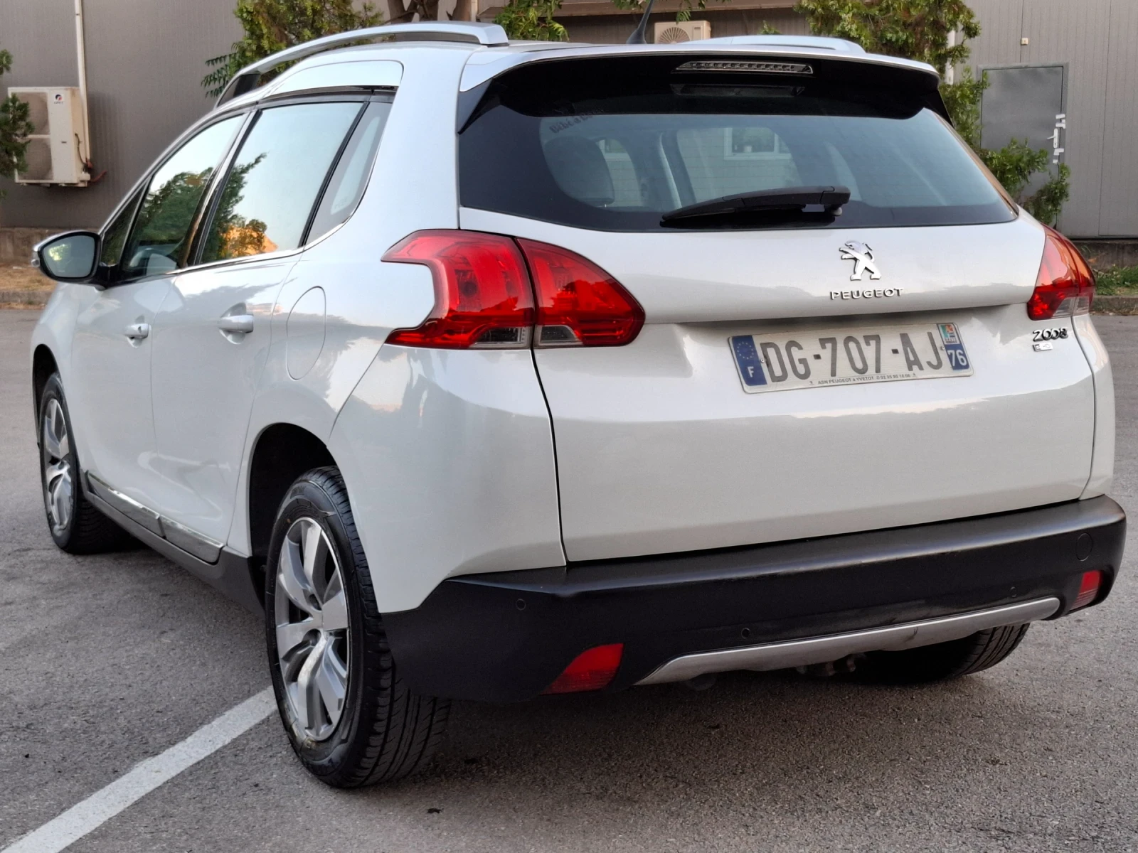 Peugeot 2008 1.6 e-HDI 92hp * КЛИМАТРОНИК * EURO 5 * ЛИЗИНГ *  - изображение 4