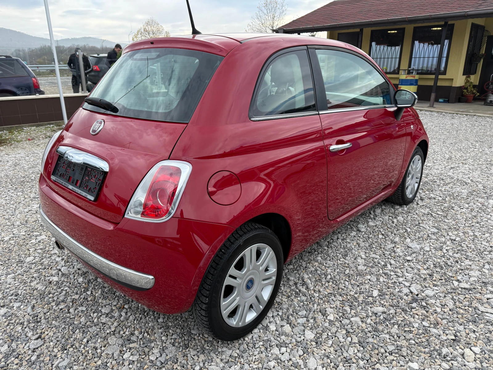 Fiat 500 1.2 КЛИМАТИК РЕАЛНИ КИЛОМЕТРИ - изображение 5