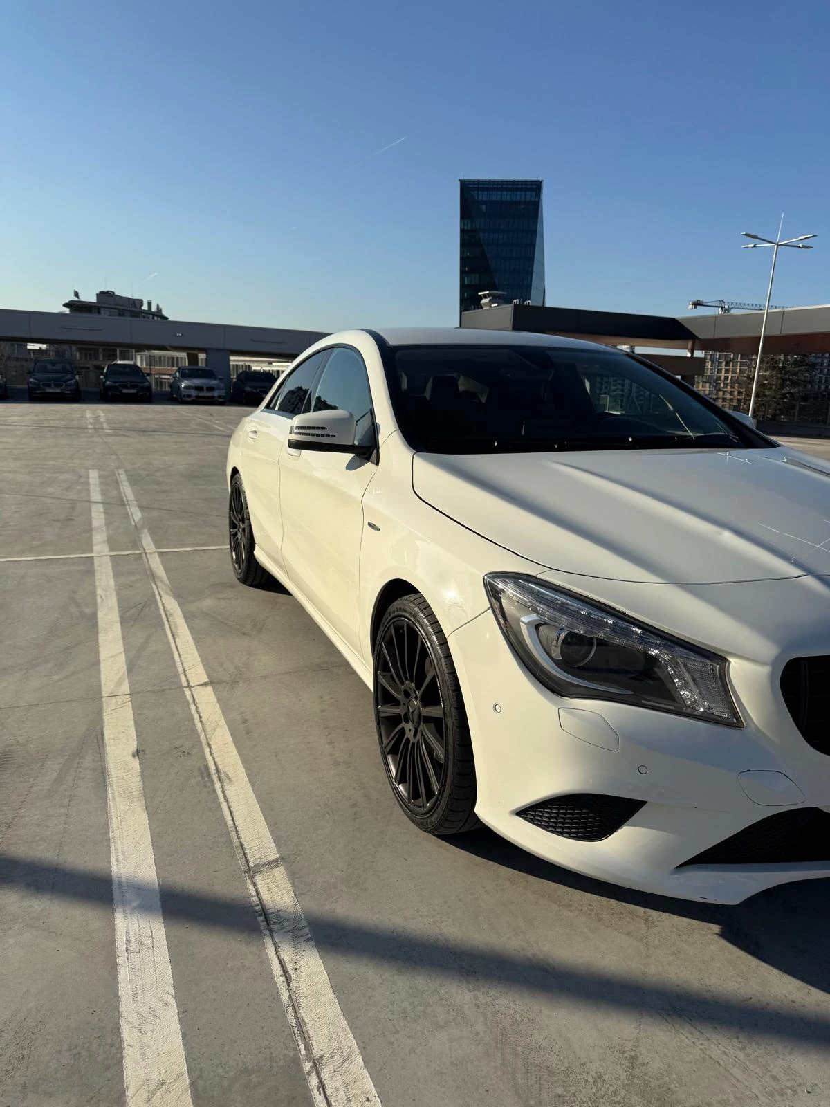Mercedes-Benz CLA 180  - изображение 8