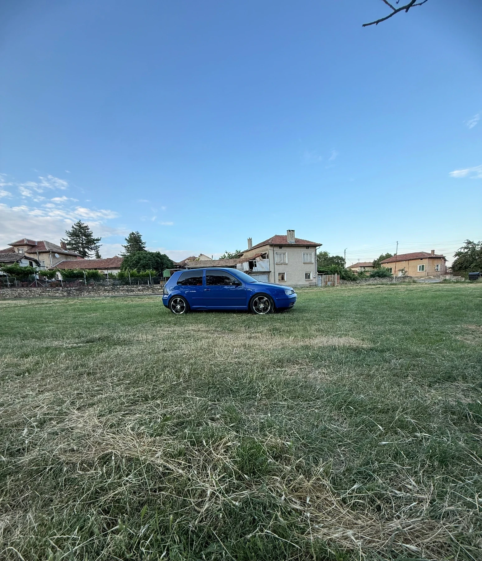 VW Golf 1.9, снимка 6 - Автомобили и джипове - 53597743