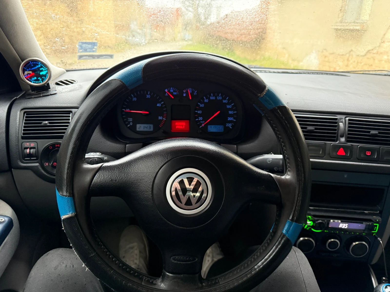 VW Golf 1.9, снимка 2 - Автомобили и джипове - 53597743