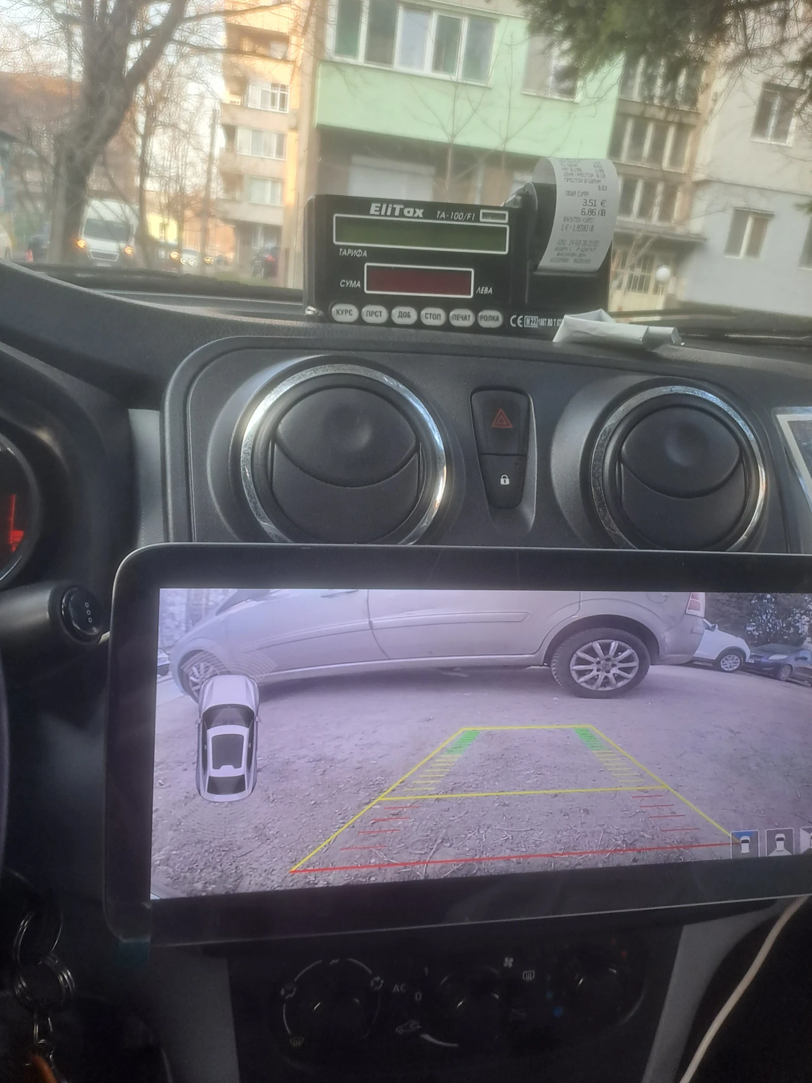 Dacia Logan 1.2 Lpg, снимка 5 - Автомобили и джипове - 53854006