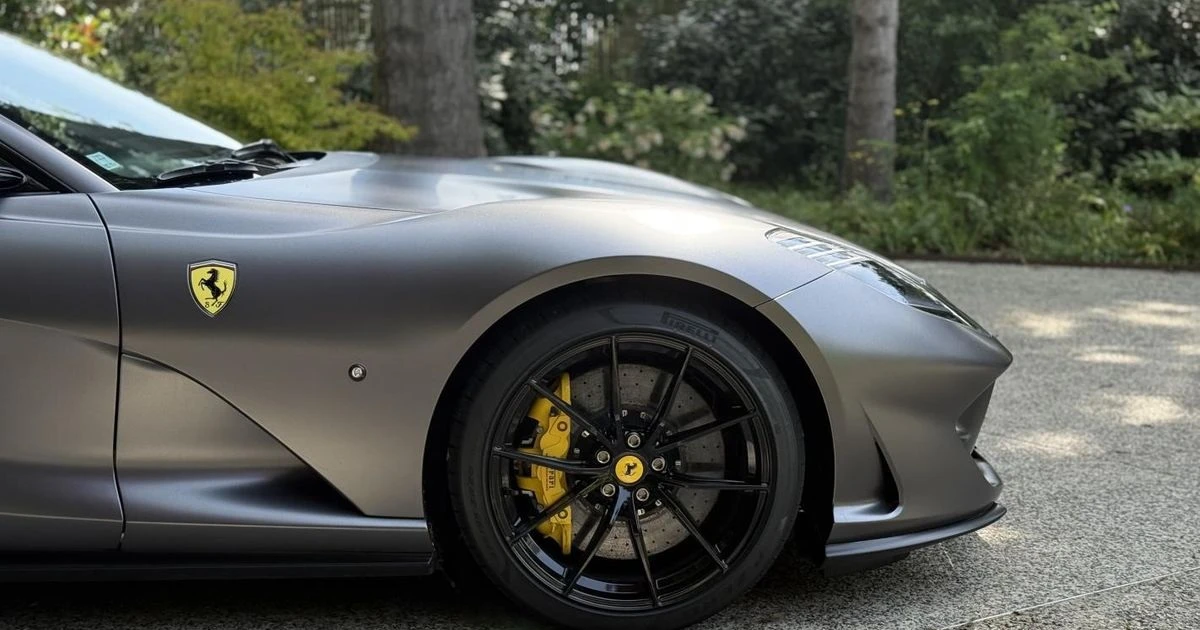 Ferrari 812 Superfast, снимка 3 - Автомобили и джипове - 54514630