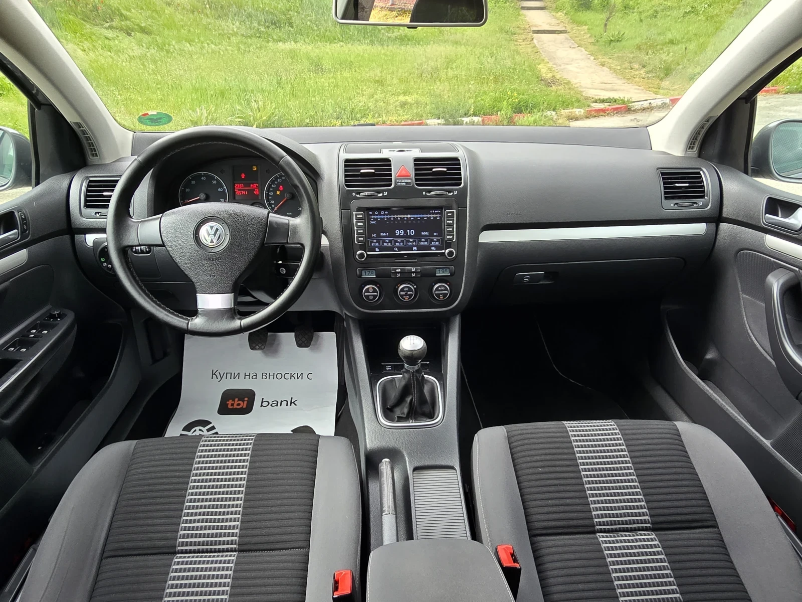 VW Golf 1.6 бензин стария мотор, снимка 15 - Автомобили и джипове - 54584228