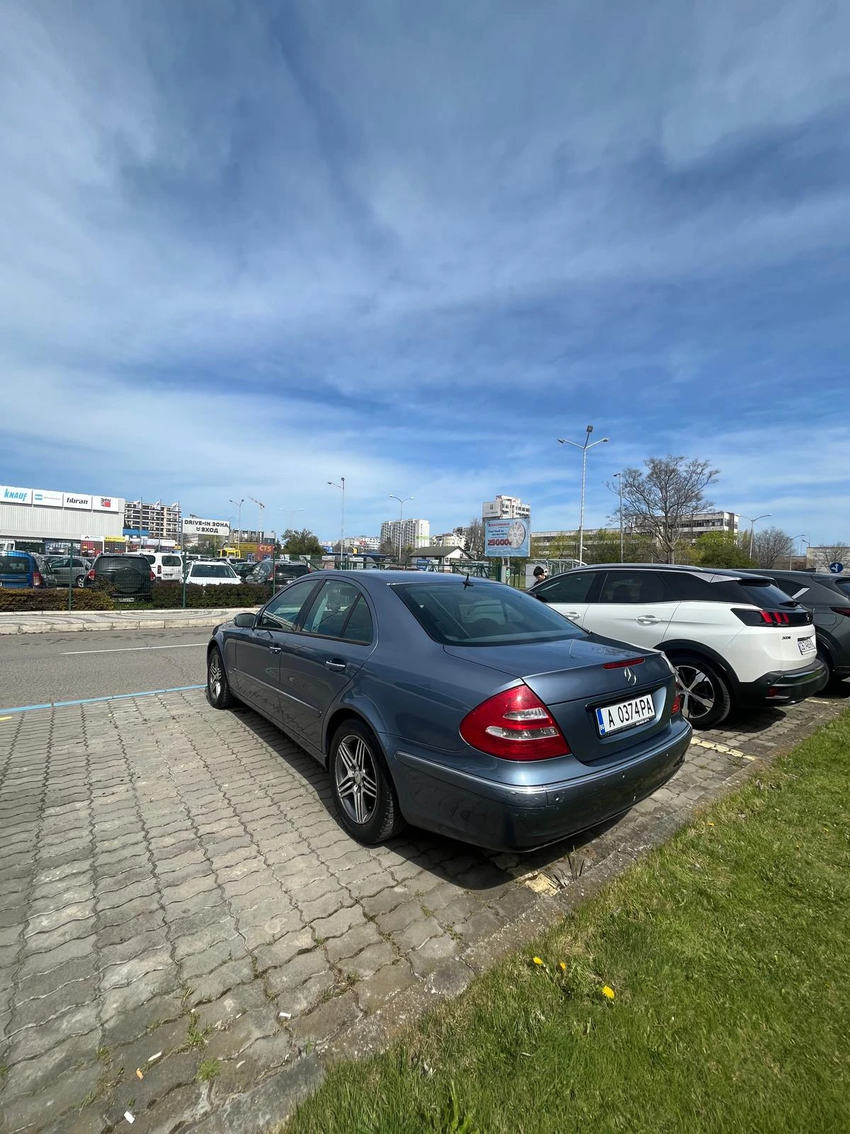 Mercedes-Benz E 270 CDI Elegance, снимка 5 - Автомобили и джипове - 54626649