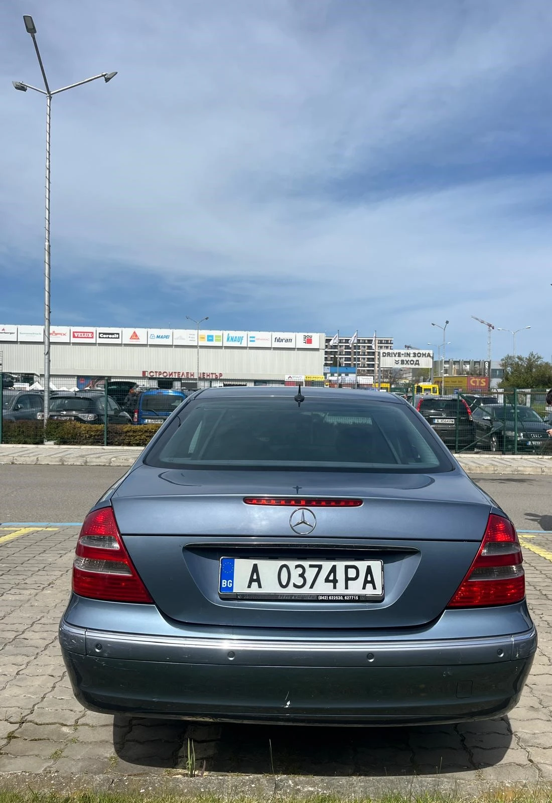 Mercedes-Benz E 270 CDI Elegance, снимка 4 - Автомобили и джипове - 54626649