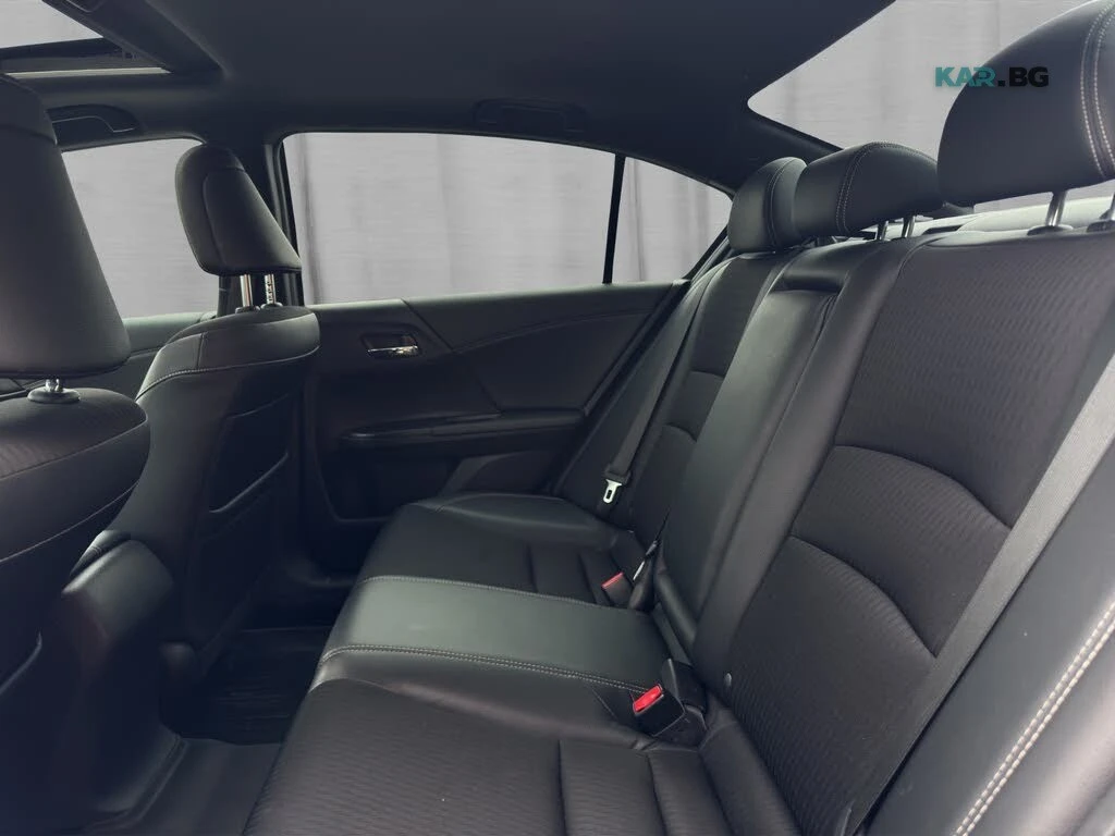 Honda Accord  Sport * АвтоКредит * (ЦЕНА ДО БГ), снимка 13 - Автомобили и джипове - 54917845