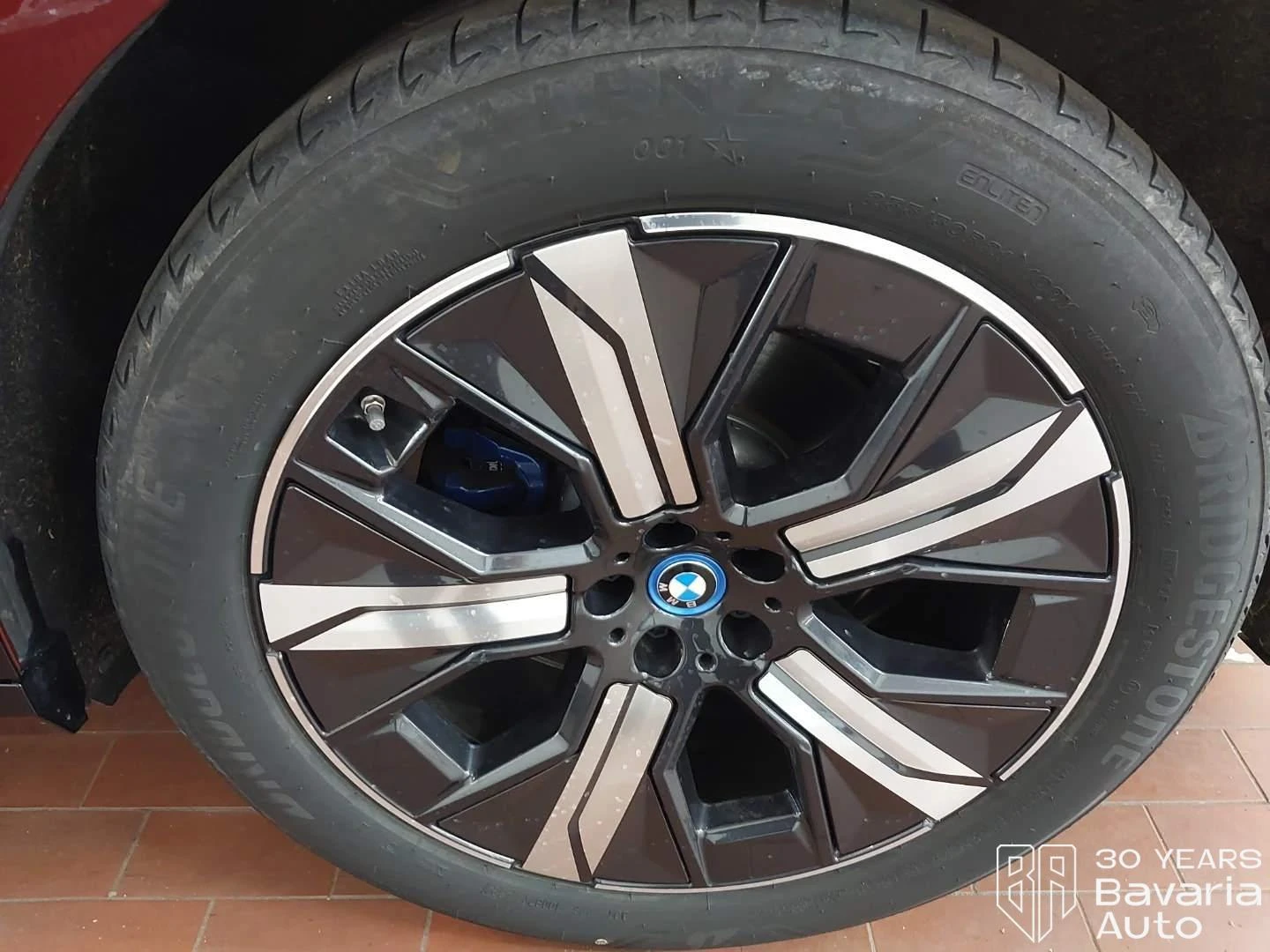 BMW iX 40 xDrive Sport, снимка 16 - Автомобили и джипове - 55058995