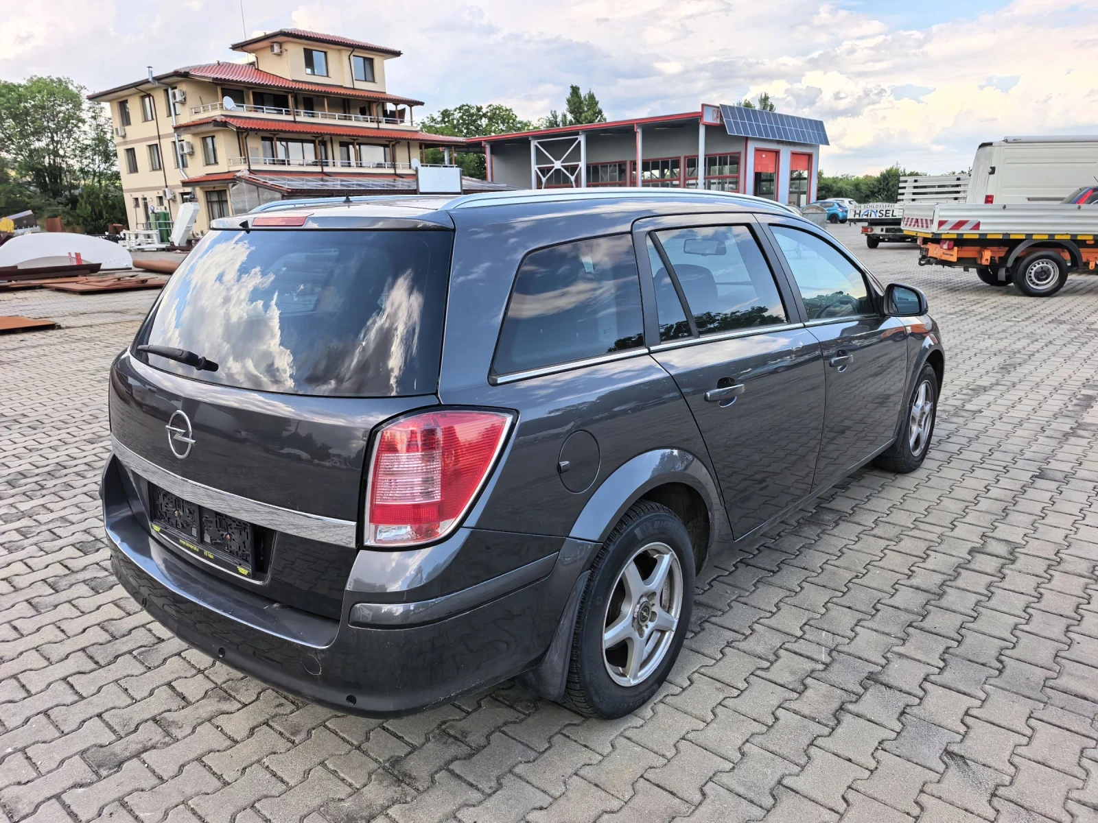 Opel Astra 2010г 1.4 90кс Бензин Без Ръжди , снимка 6 - Автомобили и джипове - 55225300
