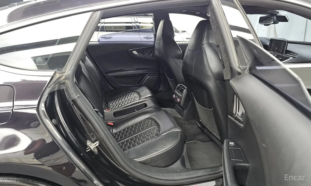 Audi Rs7 * 4.0 TFSI Quattro * ЦЕНА ДО БГ, снимка 12 - Автомобили и джипове - 55824032