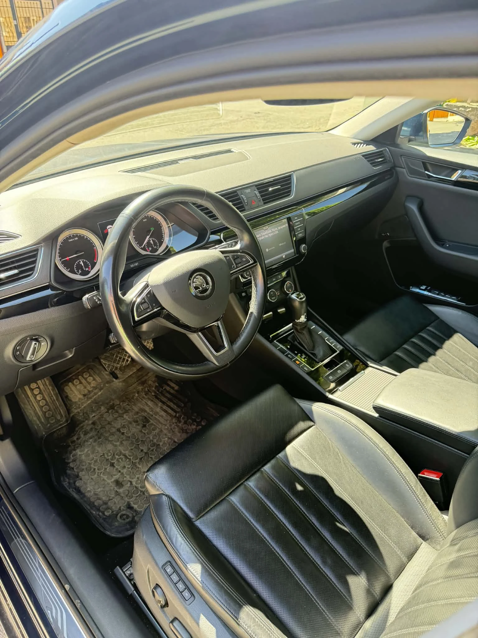 Skoda Superb ŠKODA SUPERB LAURIN & KLEMENT | 2.0 TDI 190 к, снимка 10 - Автомобили и джипове - 55970706