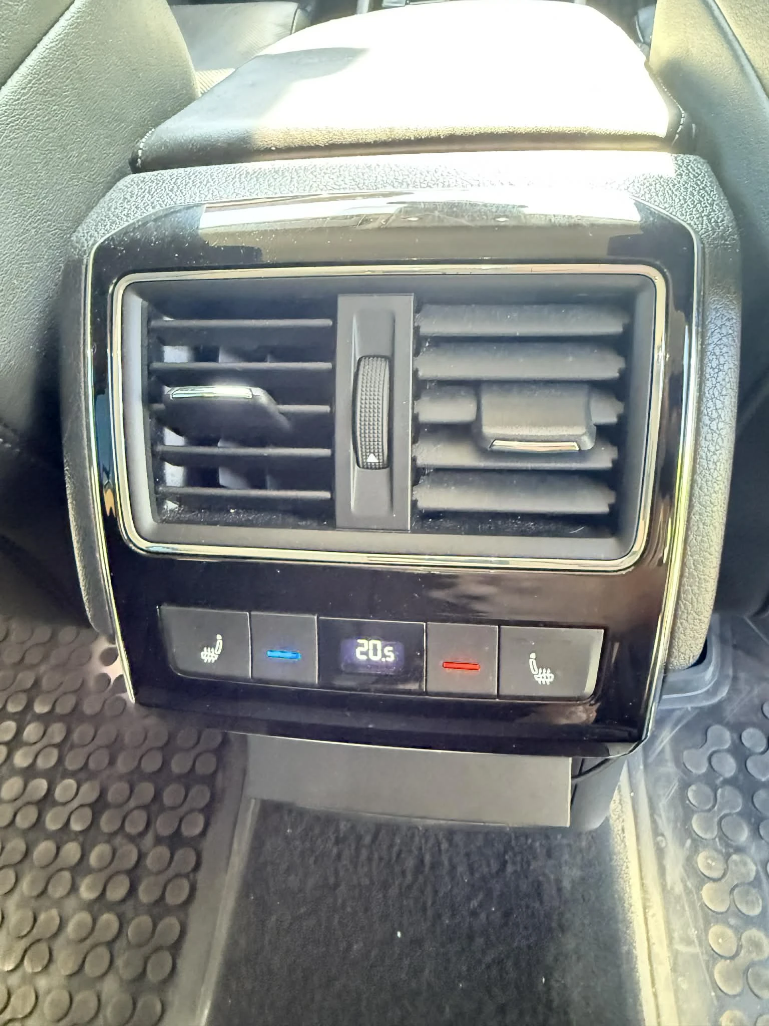 Skoda Superb ŠKODA SUPERB LAURIN & KLEMENT | 2.0 TDI 190 к, снимка 5 - Автомобили и джипове - 55970706