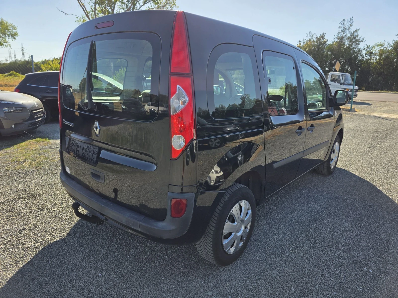 Renault Kangoo 1.6 бензин, снимка 5 - Автомобили и джипове - 56008014