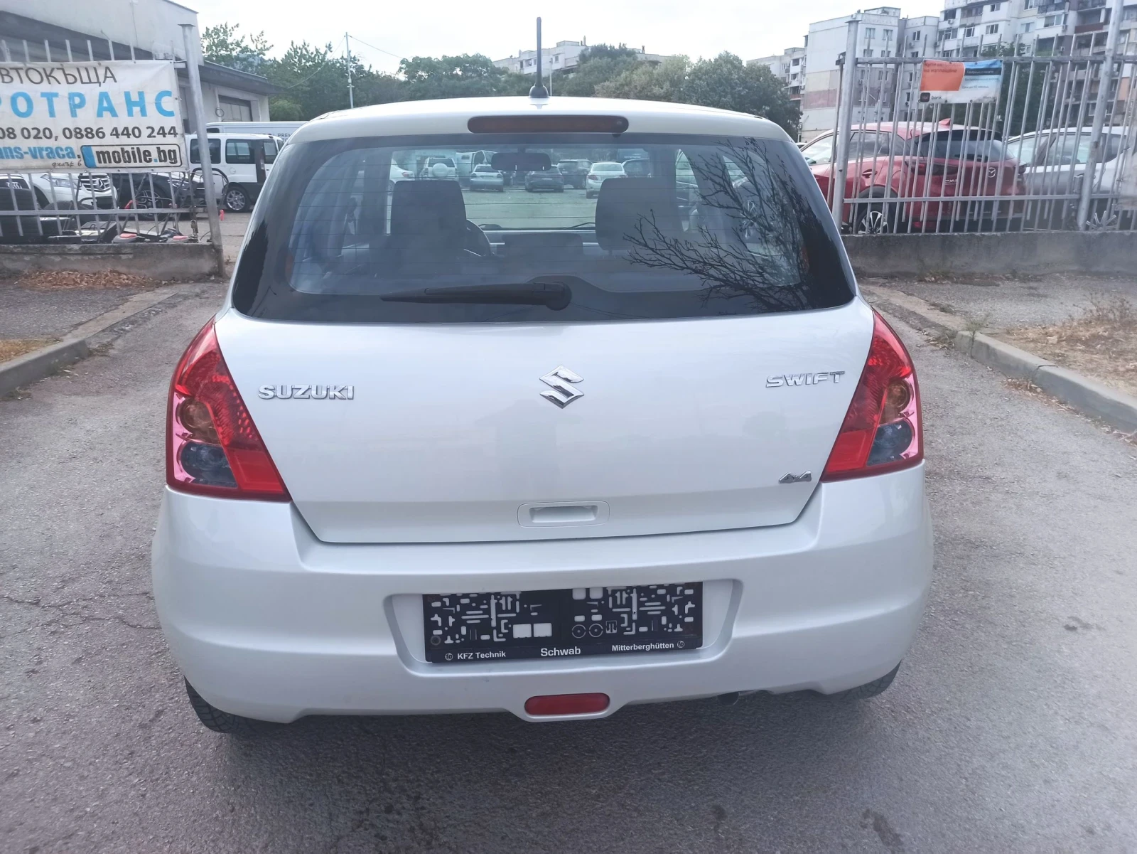 Suzuki Swift 1.3, снимка 6 - Автомобили и джипове - 56090895
