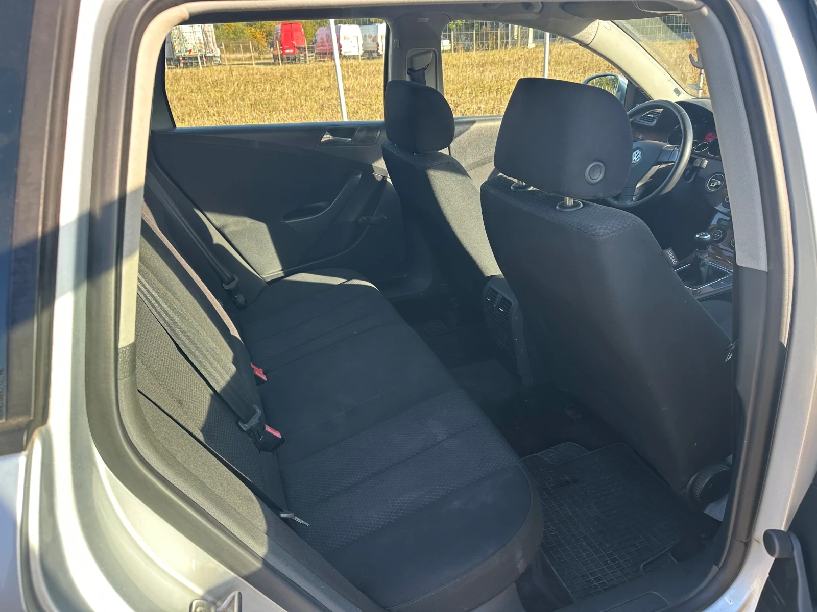 VW Passat 1.9 TDI BKC, снимка 8 - Автомобили и джипове - 56414693