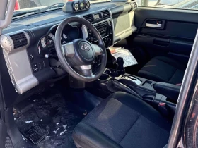 Toyota Fj cruiser * 4WD 4dr * KEYLESS* BLUETOOH* * , снимка 5 - Автомобили и джипове - 53664667