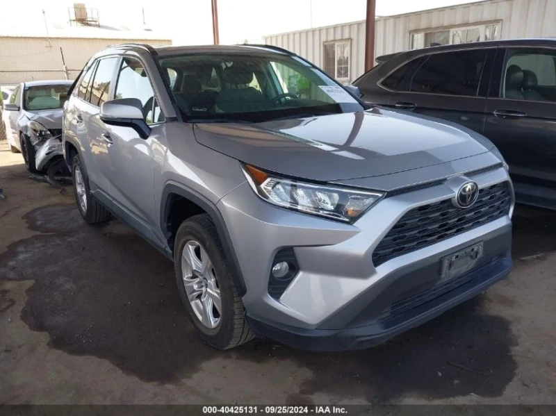 Toyota Rav4, снимка 1 - Автомобили и джипове - 48787603