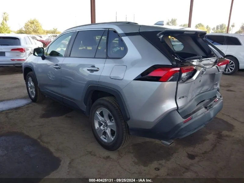 Toyota Rav4, снимка 4 - Автомобили и джипове - 48787603