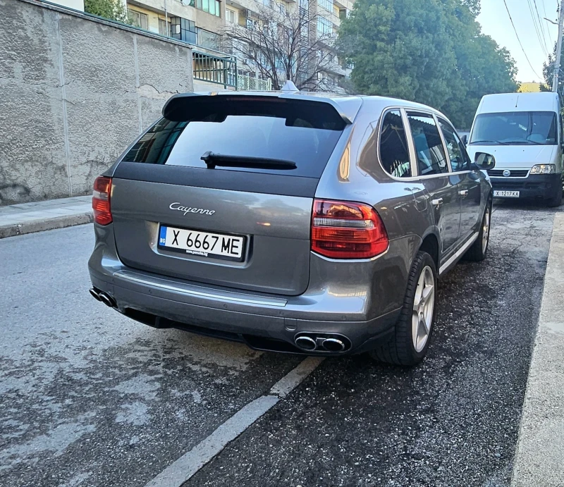 Porsche Cayenne GTS, снимка 2 - Автомобили и джипове - 52474572