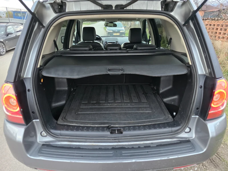 Land Rover Freelander 2.0TURBO Бензин FACELIFT, снимка 16 - Автомобили и джипове - 52539078